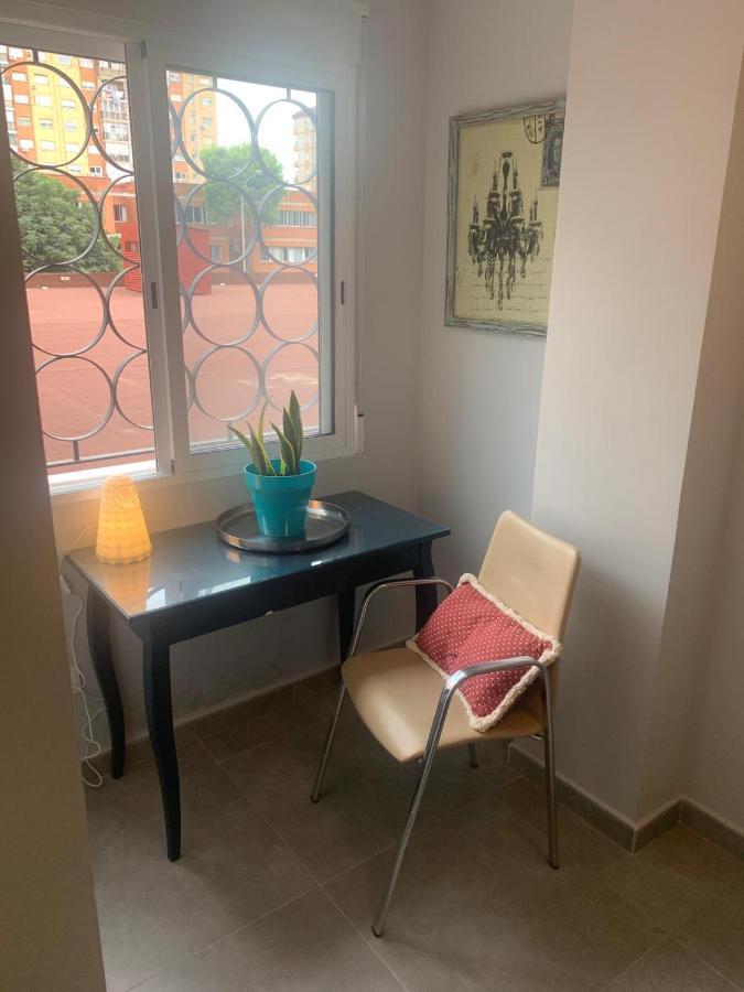 Campanar Room With Private Bathroom Valencia Exterior foto